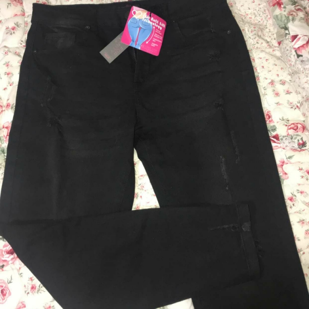 Black ripped jeans